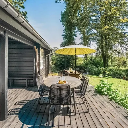 Casa de Férias Two-bedroom In *